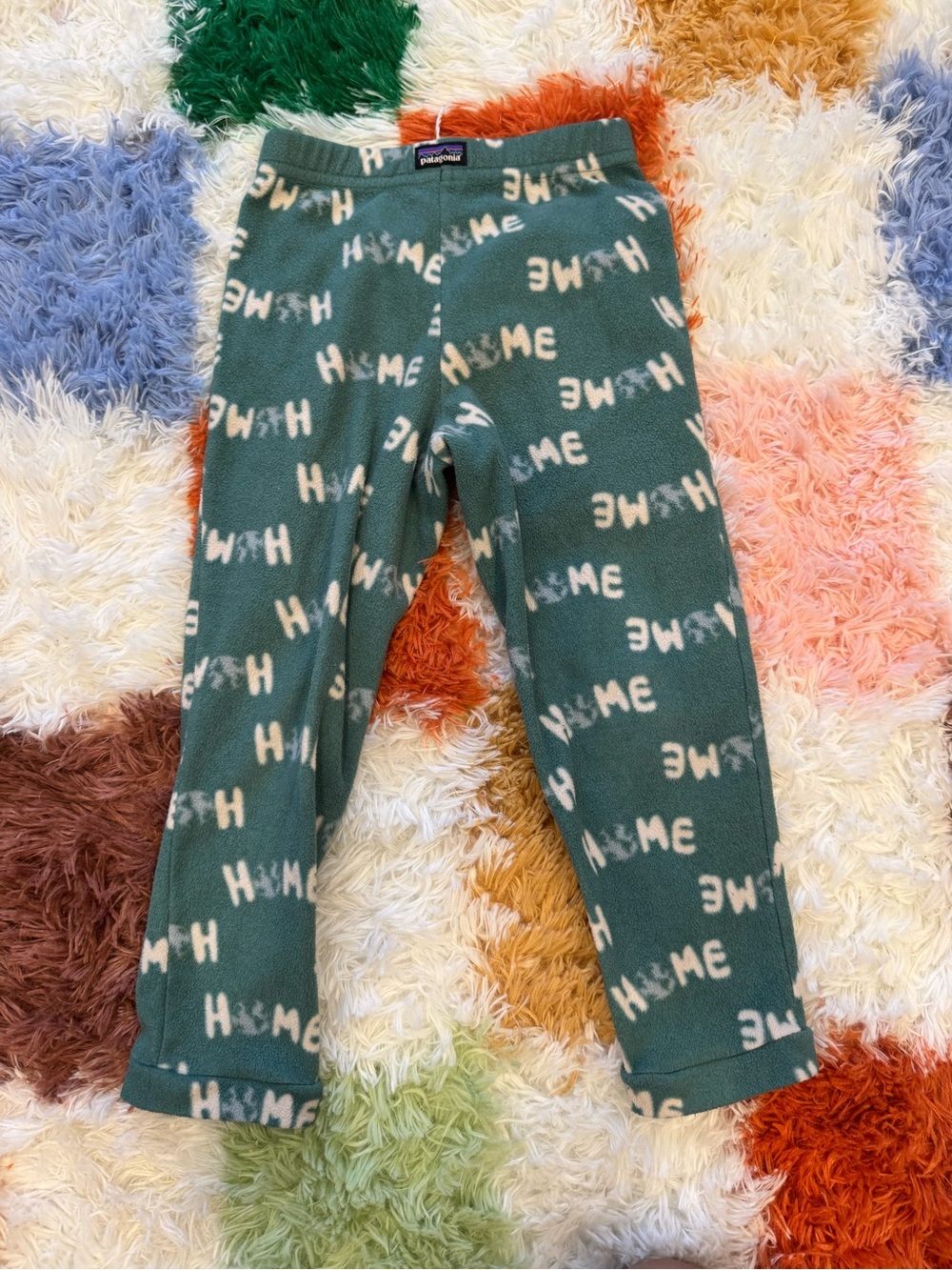 Patagonia Kids' Green Fleece Pants - 'Home' Print